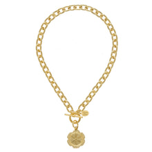 Load image into Gallery viewer, Susan Shaw Cabbageware Toggle Necklace