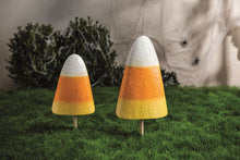 Load image into Gallery viewer, Metal Candy Corn Yard Stakes