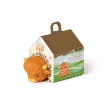 Load image into Gallery viewer, Stretch & Mold Highland Cow