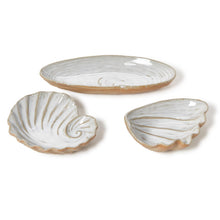 Load image into Gallery viewer, Artisanal Reactive Glaze Sea Shell Tidbit Dish/Tray