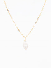 Load image into Gallery viewer, Harper Pearl Necklace
