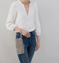 Load image into Gallery viewer, Hobo Cora Large Frame Wallet