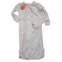 Load image into Gallery viewer, Magnetic Me Modal Gown & Hat NB-3M