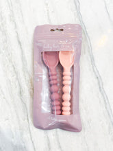 Load image into Gallery viewer, Three Hearts Silicone Spoon Set