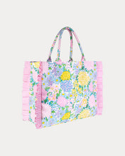 Load image into Gallery viewer, Lilly Pulitzer Ruffle Tote
