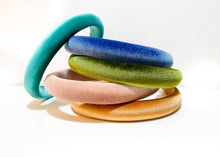 Load image into Gallery viewer, Padded Velvet Headband - Small Thin: Olive
