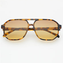 Load image into Gallery viewer, Freyrs Billie WHS New Tortoise /Brown
