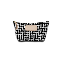 Load image into Gallery viewer, Jon Hart Grande
