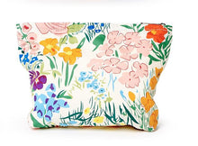 Load image into Gallery viewer, Floral Printed Pouch
