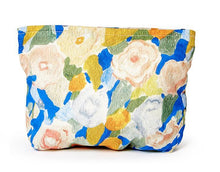 Load image into Gallery viewer, Floral Printed Pouch
