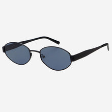 Load image into Gallery viewer, Freyrs Soho Womens Oval Sunglasses: Black

