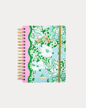 Load image into Gallery viewer, Lilly Pulitzer 17 Month Large Agenda
