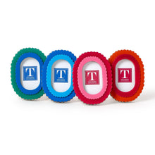 Load image into Gallery viewer, Double Scalloped Edge 2x3 Photo Frame
