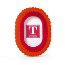 Load image into Gallery viewer, Double Scalloped Edge 2x3 Photo Frame
