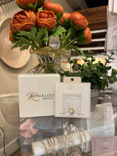 Load image into Gallery viewer, Mother&#39;s Charm
