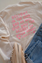Load image into Gallery viewer, Delight In The Lord Pullover
