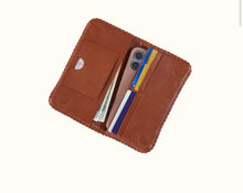 Load image into Gallery viewer, Hobo Lumen Continental Wallet
