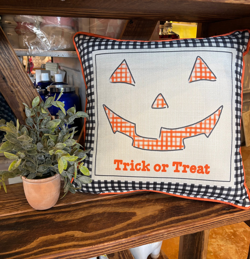 Gingham Trick or Treat Pillow
