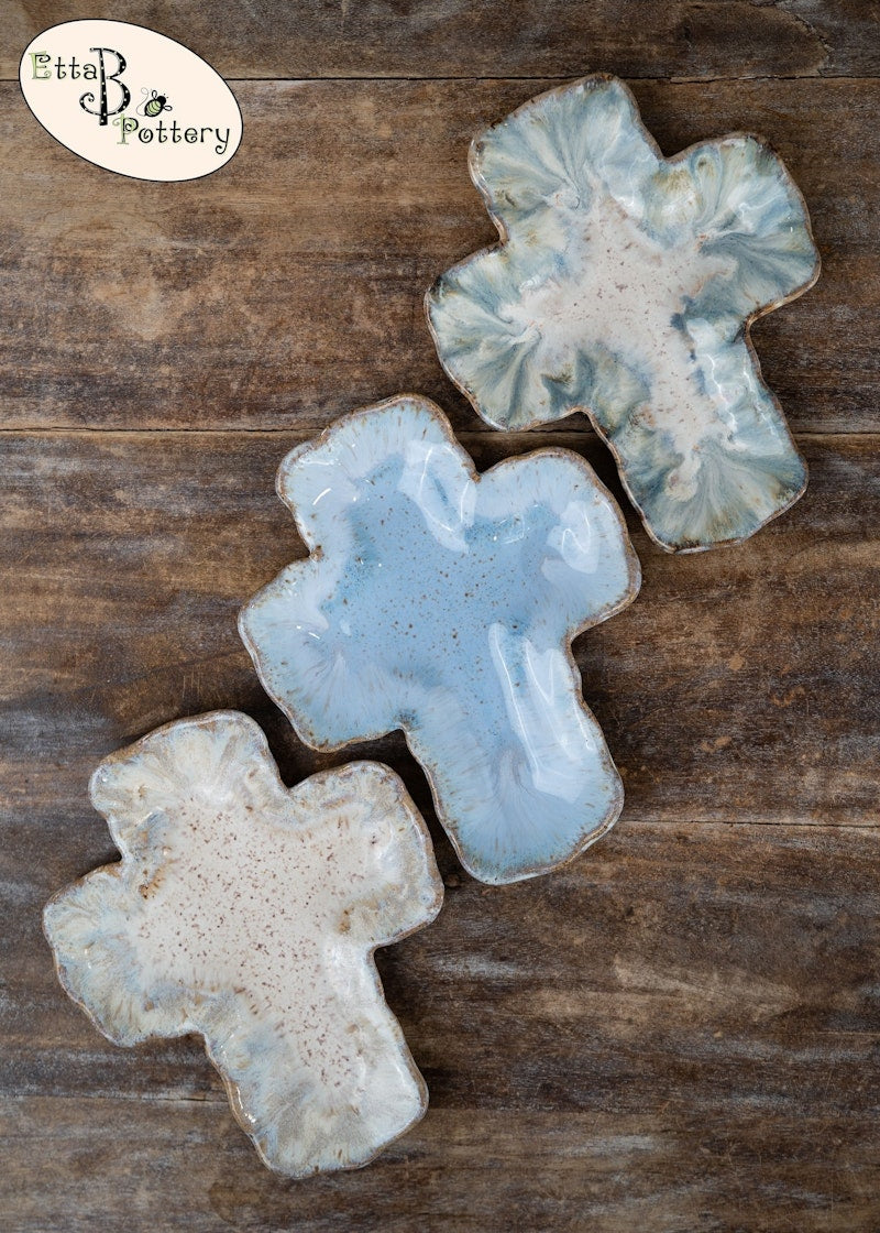 Etta B Gifting Cross