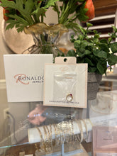 Load image into Gallery viewer, Mother&#39;s Charm
