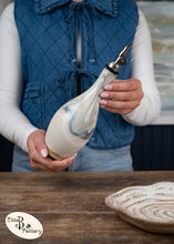 Load image into Gallery viewer, Etta B Oil Bottle
