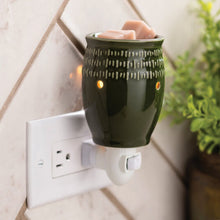 Load image into Gallery viewer, Green Etched Pluggable Fragrance Warmer
