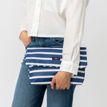 Load image into Gallery viewer, Scout Tourista Pouch
