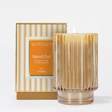 Load image into Gallery viewer, Votivo Spiced Chai Holiday Candle
