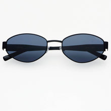Load image into Gallery viewer, Freyrs Soho Womens Oval Sunglasses: Black
