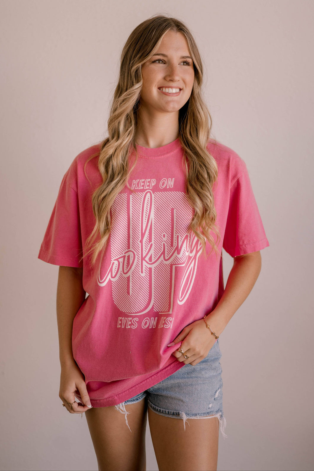 Eyes On Jesus Tee | Women's Christian Tee