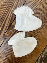 Load image into Gallery viewer, Pixie Lily Jersey Booties
