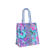 Load image into Gallery viewer, Lilly Pulitzer Market Shopper
