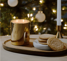 Load image into Gallery viewer, Archipelago - Maison de Noel Credenza Candle
