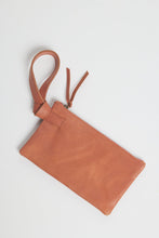 Load image into Gallery viewer, Able Rachel Wristlet
