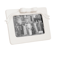 Load image into Gallery viewer, Bow Ceramic Frame
