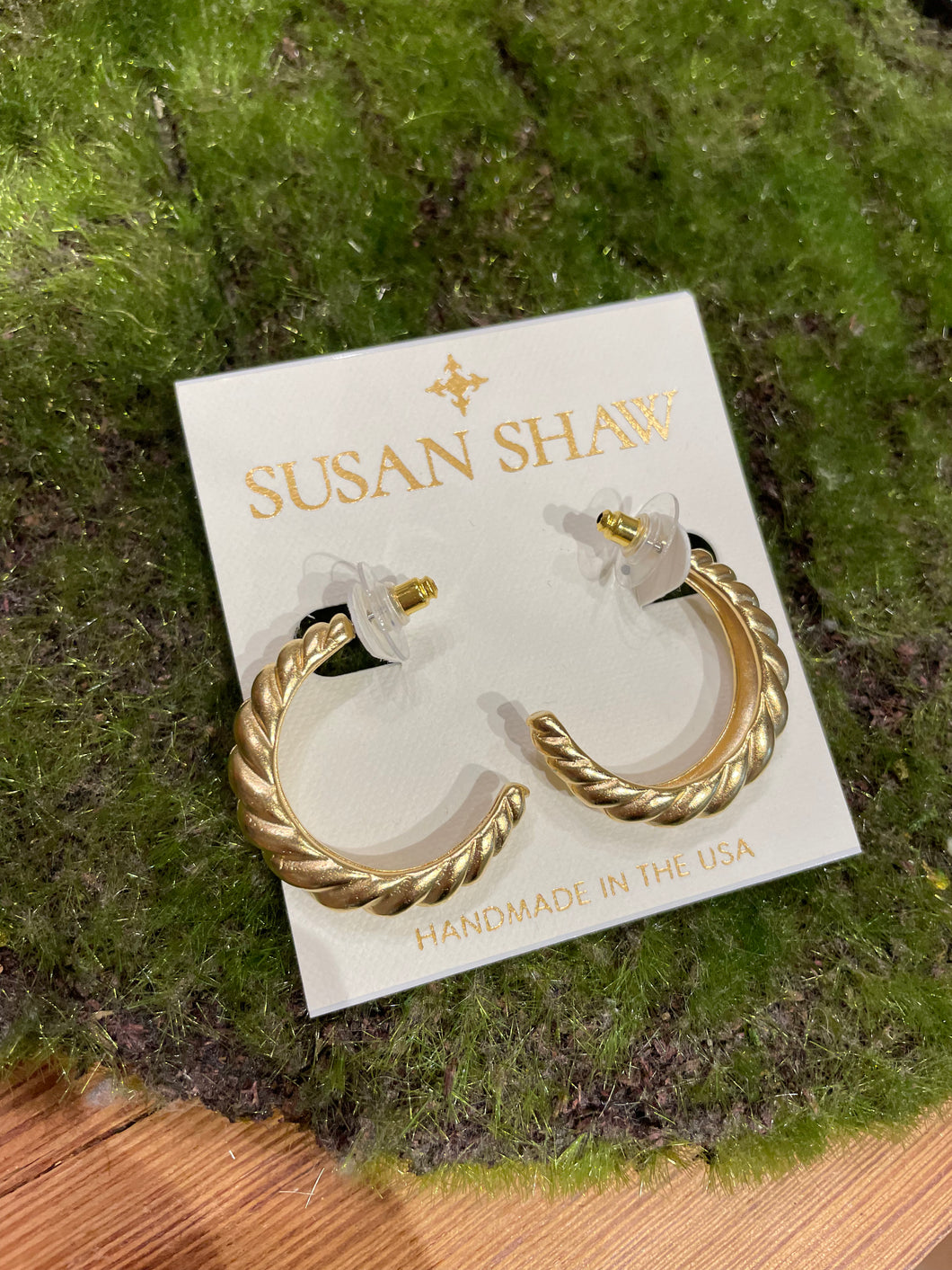 Susan Shaw Gold Large Shrimp Hoop Earrings