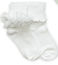 Load image into Gallery viewer, Jefferies Socks White Ruffle Lace &amp; Ripple Edge Turn Cuff Socks 2 Pair Pack 2155
