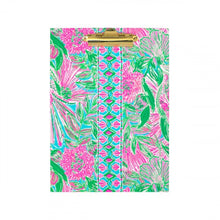 Load image into Gallery viewer, Lilly Pulitzer Clipboard Folio
