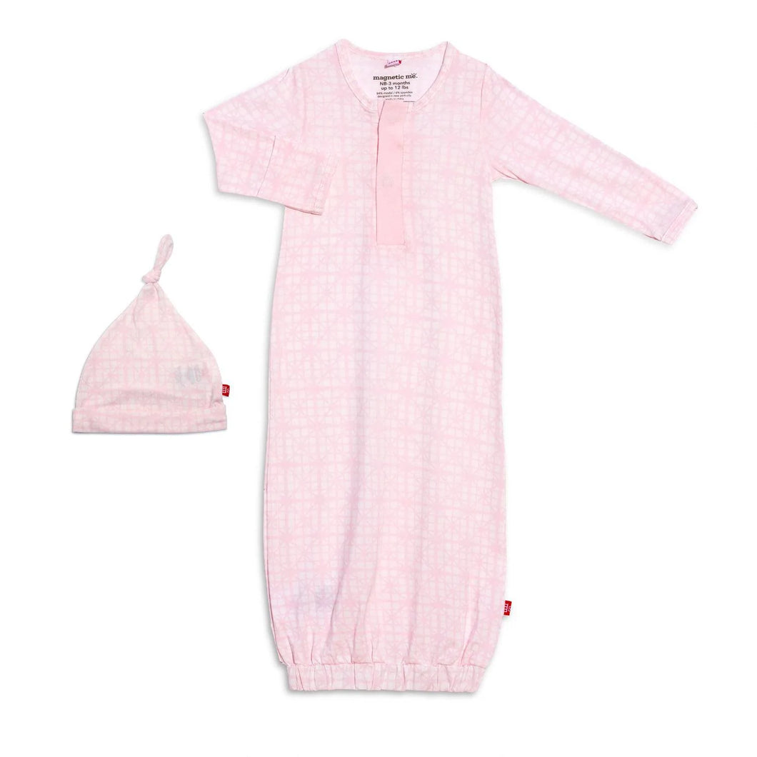 Magnetic Me Gown/Hat